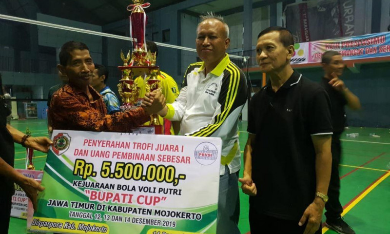 Juara 1 Kejuaraan Bola Voli BUPATI CUP Tahun 2019